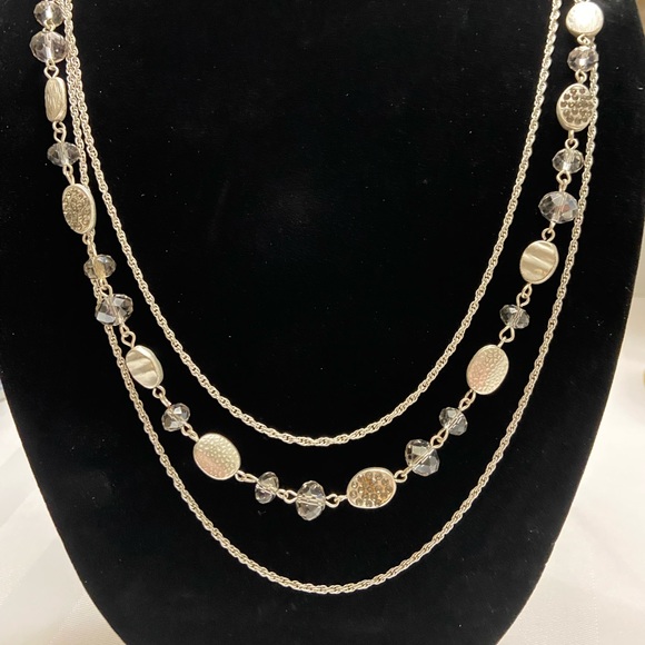 Silver Tone Long chain necklace - Picture 4 of 5